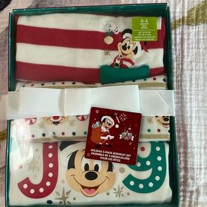 Mickey Mouse and Friends Holiday 3 pack bodysuit Disney 0-3m New